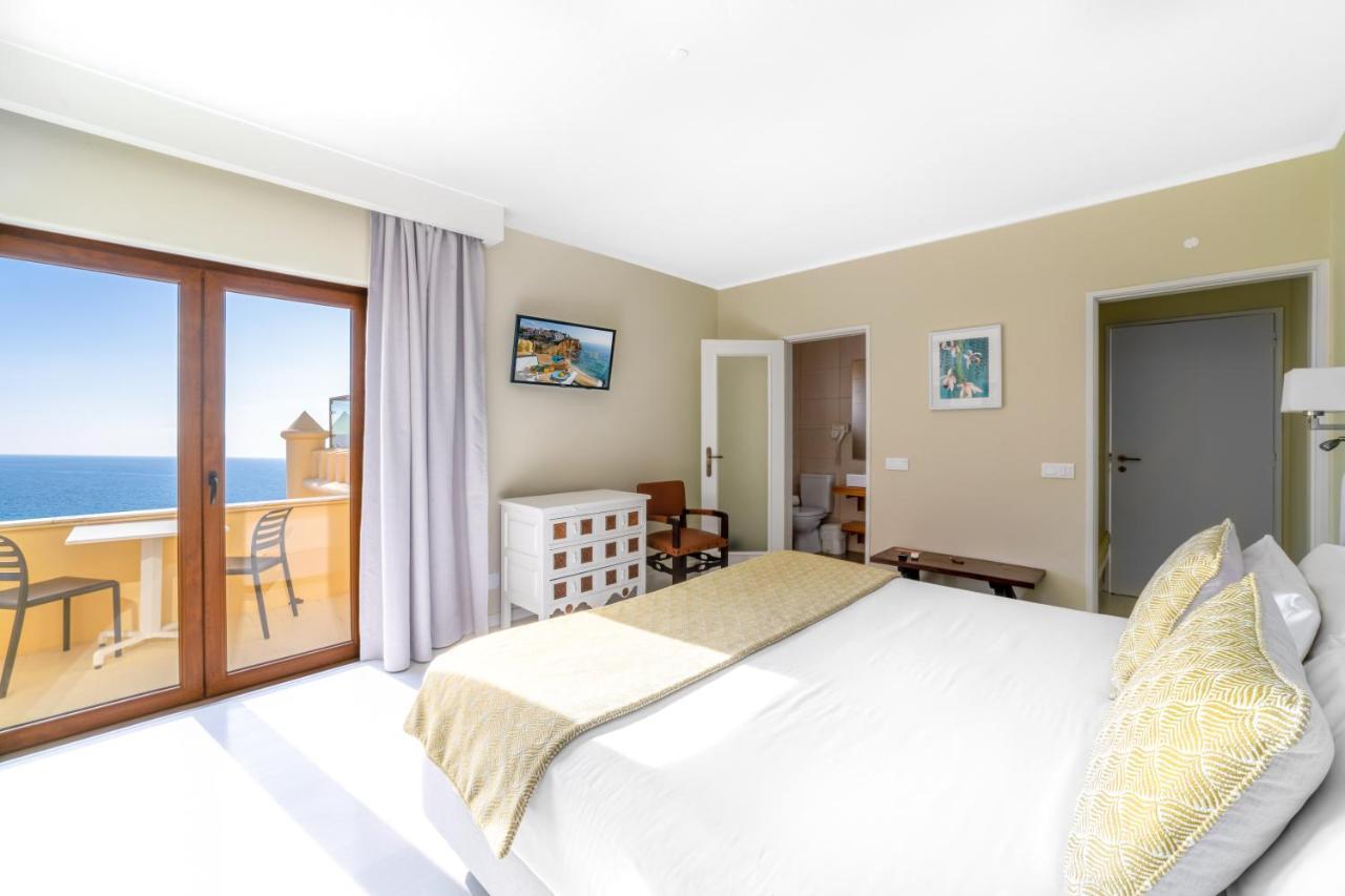 Castelo Guest House Carvoeiro  Eksteriør billede